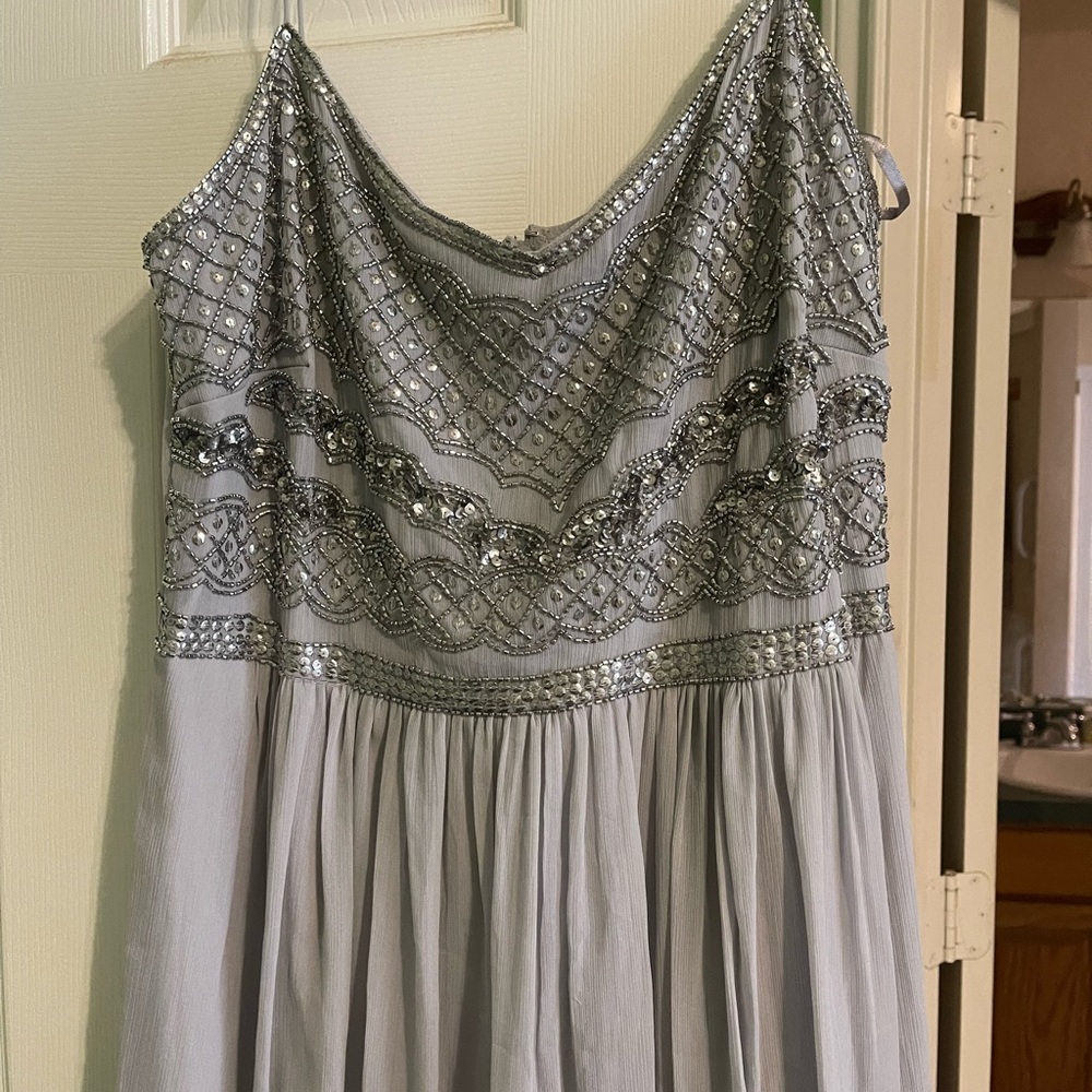 Beautiful Adrianna papell evening gown bridesmaid dress prom dress